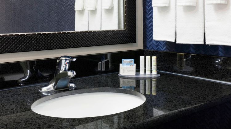 Fairfield Inn & Suites Parmer Lane Room