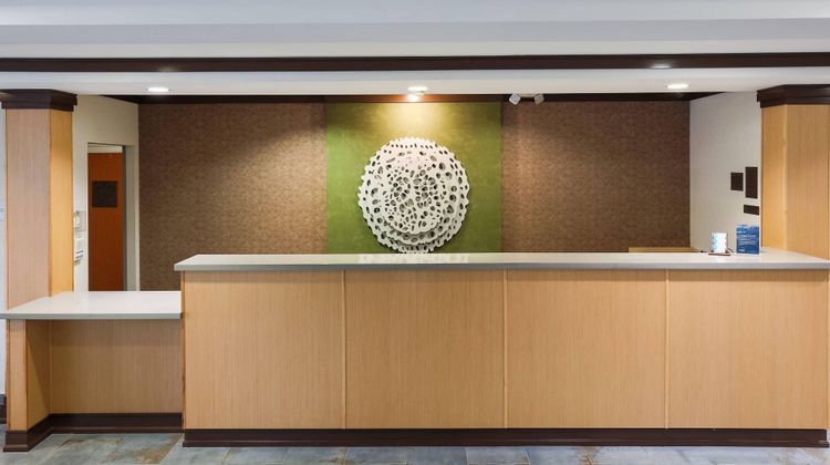 Fairfield Inn & Suites Elizabethtown Lobby