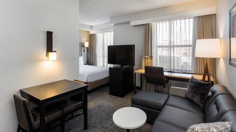 <b>Residence Inn Louisville Downtown Suite</b>. Images powered by <a href="https://www.leonardoworldwide.com/" title="Leonardo Worldwide" target="_blank">Leonardo</a>.