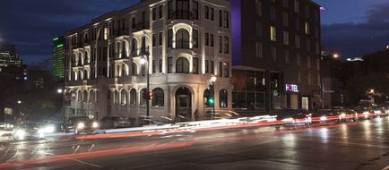 Hotel 10 Exterior