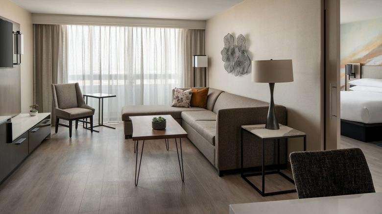 <b>Torrance Marriott Redondo Beach Suite</b>. Images powered by <a href="https://www.leonardoworldwide.com/" title="Leonardo Worldwide" target="_blank">Leonardo</a>.