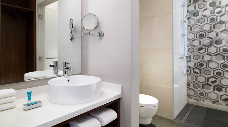 <b>Aloft Me'aisam, Dubai Room</b>. Images powered by <a href="https://www.leonardoworldwide.com/" title="Leonardo Worldwide" target="_blank">Leonardo</a>.