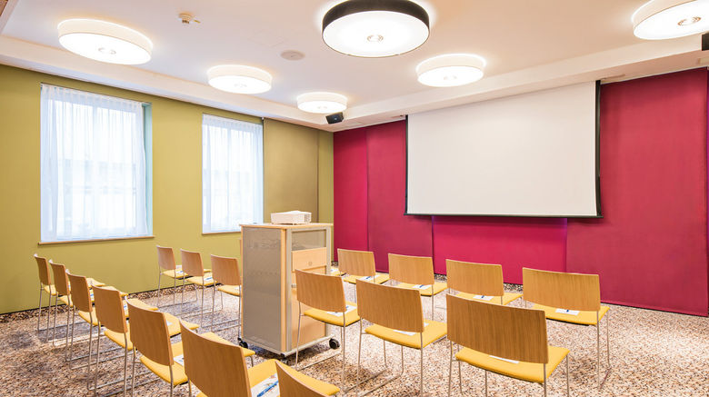 <b>Styles Hotel Piding Meeting</b>. Images powered by <a href="https://www.leonardoworldwide.com/" title="Leonardo Worldwide" target="_blank">Leonardo</a>.