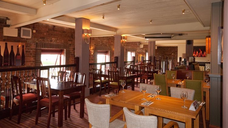 Premier Inn Falkirk Central Restaurant