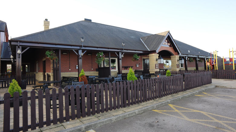 <b>Premier Inn Falkirk (Larbert) Exterior</b>. Images powered by <a href="https://www.leonardoworldwide.com/" title="Leonardo Worldwide" target="_blank">Leonardo</a>.