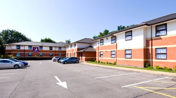 Premier Inn Fareham Exterior