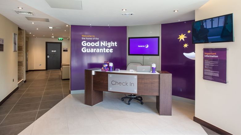 <b>Premier Inn Farnborough Town Centre Lobby</b>. Images powered by <a href="https://www.leonardoworldwide.com/" title="Leonardo Worldwide" target="_blank">Leonardo</a>.