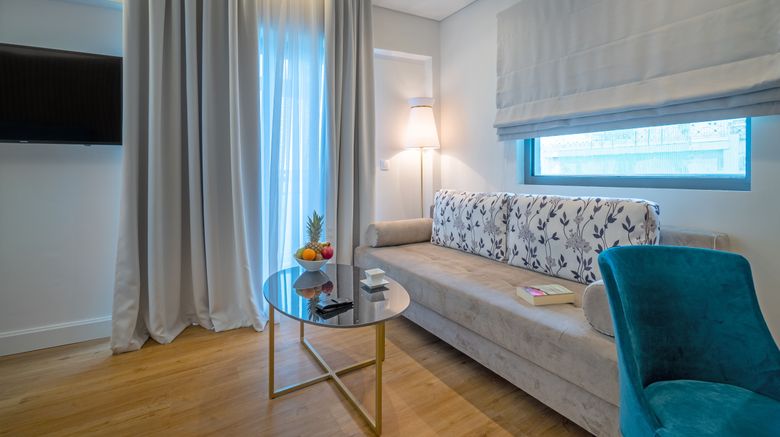 <b>Glyfada Riviera Hotel Room</b>. Images powered by <a href="https://www.leonardoworldwide.com/" title="Leonardo Worldwide" target="_blank">Leonardo</a>.