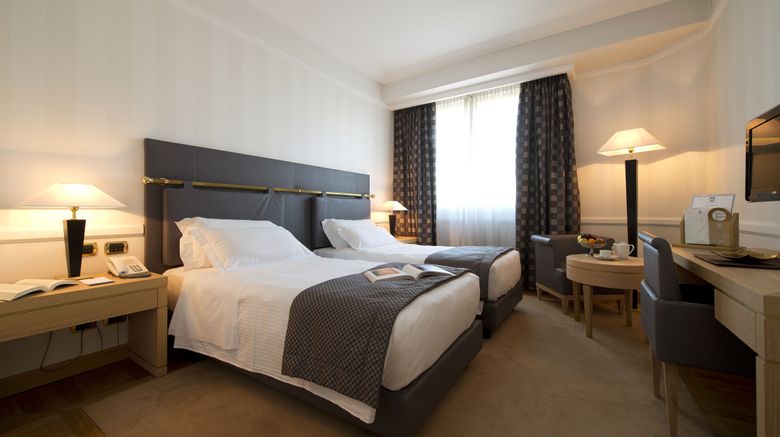 <b>Grand Hotel Duca Di Mantova Room</b>. Images powered by <a href="https://www.leonardoworldwide.com/" title="Leonardo Worldwide" target="_blank">Leonardo</a>.
