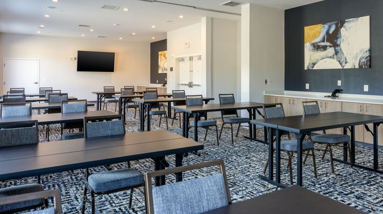 TownePlace Suites Riverstone Parkway Meeting