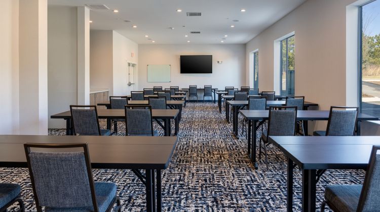 TownePlace Suites Riverstone Parkway Meeting