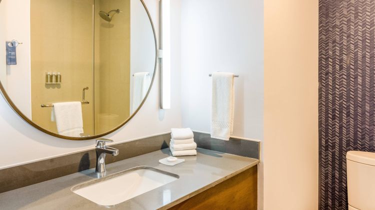 Fairfield Inn & Suites Cancun Downtown Room
