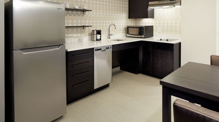 Residence Inn Montreal Midtown Room
