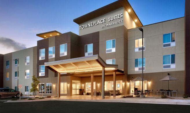 TownePlace Suites Clovis Exterior