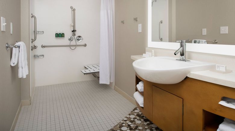 <b>SpringHill Suites Jackson Ridgeland Room</b>. Images powered by <a href="https://www.leonardoworldwide.com/" title="Leonardo Worldwide" target="_blank">Leonardo</a>.