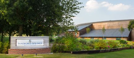Sandford Springs Hotel & Golf Club Exterior