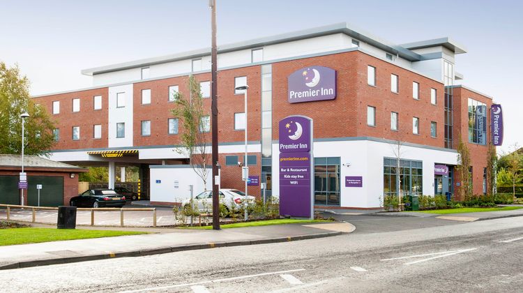 Premier Inn Fleet Exterior