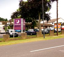 Premier Inn Gatwick Crawley (Goffs Park) Exterior