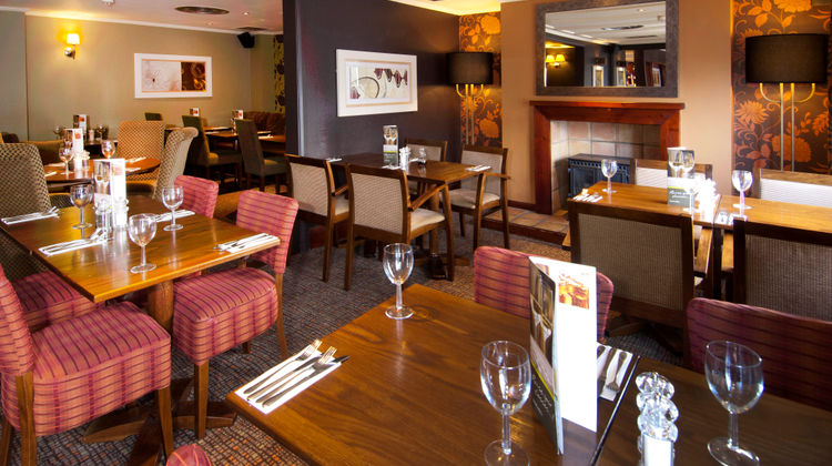 Premier Inn Gatwick Crawley Town West Restaurant