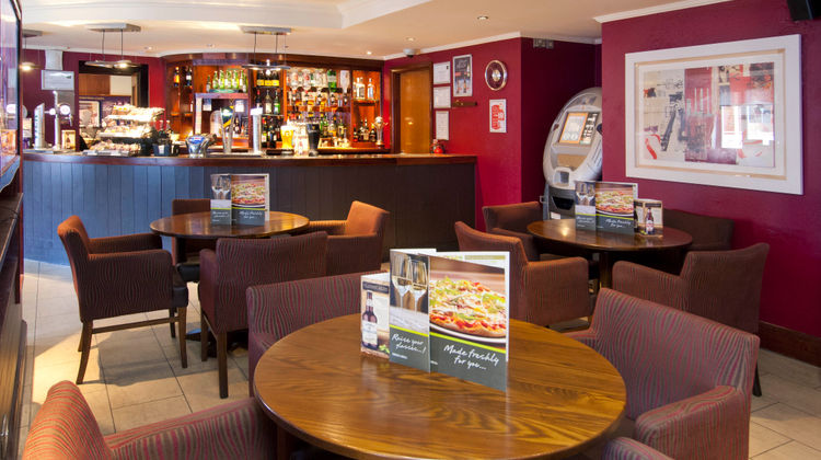 Premier Inn Gatwick Crawley Town West Restaurant