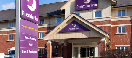 Premier Inn Gatwick Crawley Town West Exterior