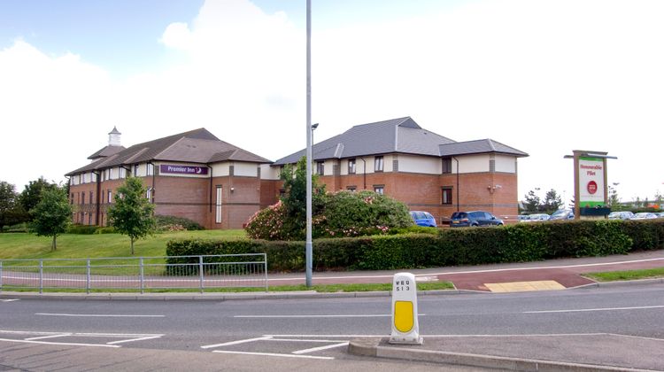 Premier Inn Gillingham Business Park Exterior
