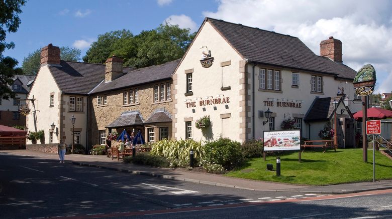 <b>Premier Inn Glasgow (Bearsden) Exterior</b>. Images powered by <a href="https://www.leonardoworldwide.com/" title="Leonardo Worldwide" target="_blank">Leonardo</a>.