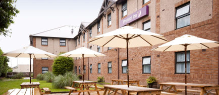 Premier Inn Glasgow Airport Exterior