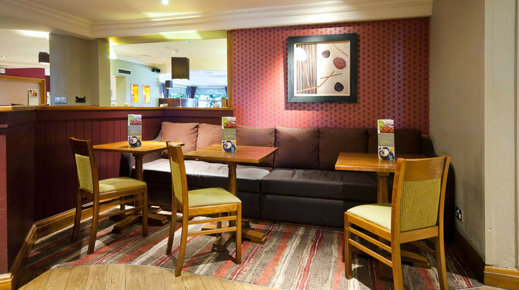 Premier Inn Glasgow Airport Restaurant