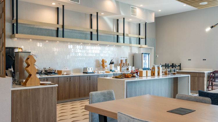Fairfield Inn & Stes Riverstone Parkway Restaurant