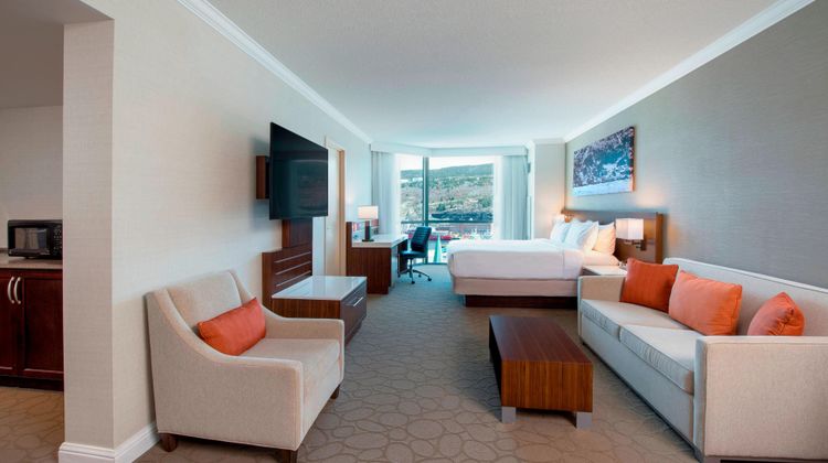 Delta St John's Hotel & Conference Ctr Suite