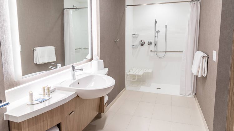 SpringHill Suites Overland Park Leawood Room