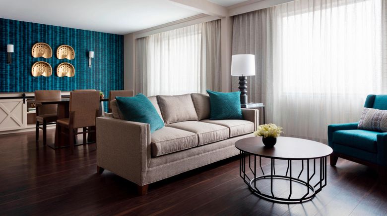 <b>Des Moines Marriott Downtown Suite</b>. Images powered by <a href="https://www.leonardoworldwide.com/" title="Leonardo Worldwide" target="_blank">Leonardo</a>.