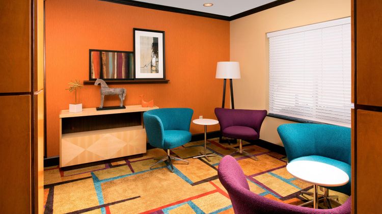 Fairfield by Marriott Weatherford Lobby