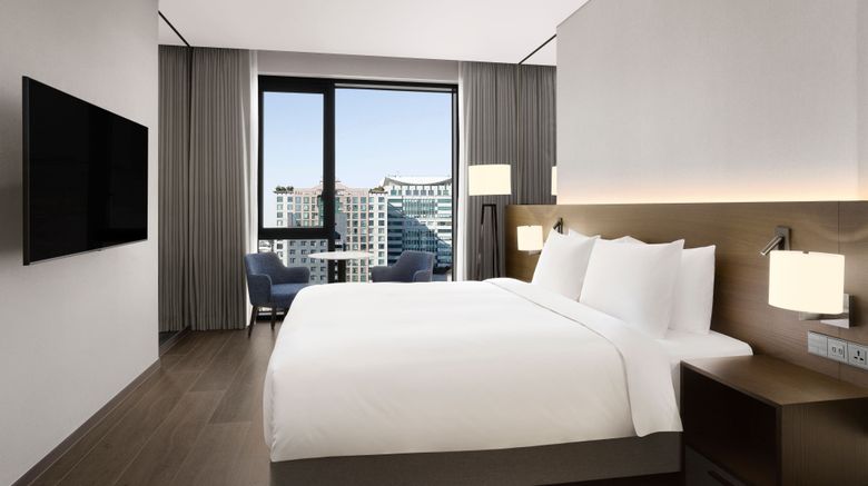 <b>Four Points by Sheraton Suwon Room</b>. Images powered by <a href="https://www.leonardoworldwide.com/" title="Leonardo Worldwide" target="_blank">Leonardo</a>.
