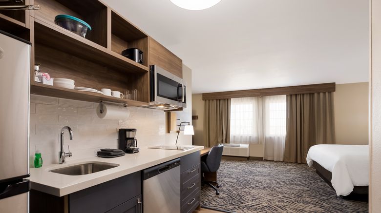 <b>Candlewood Suites Lafayette Room</b>. Images powered by <a href="https://www.leonardoworldwide.com/" title="Leonardo Worldwide" target="_blank">Leonardo</a>.