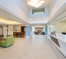 Holiday Inn Express Hauppauge Exterior