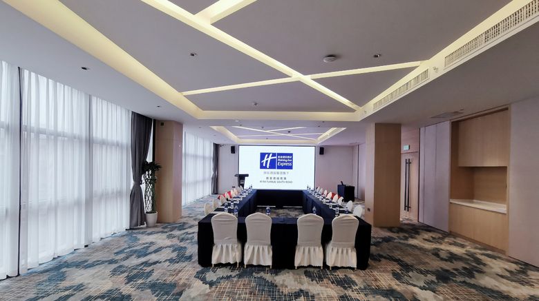 <b>Holiday Inn Express Tuanjie South Road Meeting</b>. Images powered by <a href="https://www.leonardoworldwide.com/" title="Leonardo Worldwide" target="_blank">Leonardo</a>.