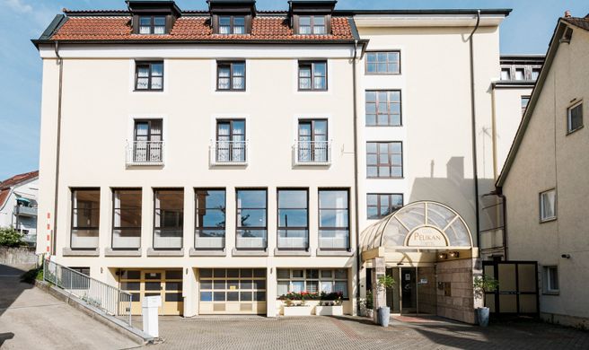 Hotel Pelikan Exterior