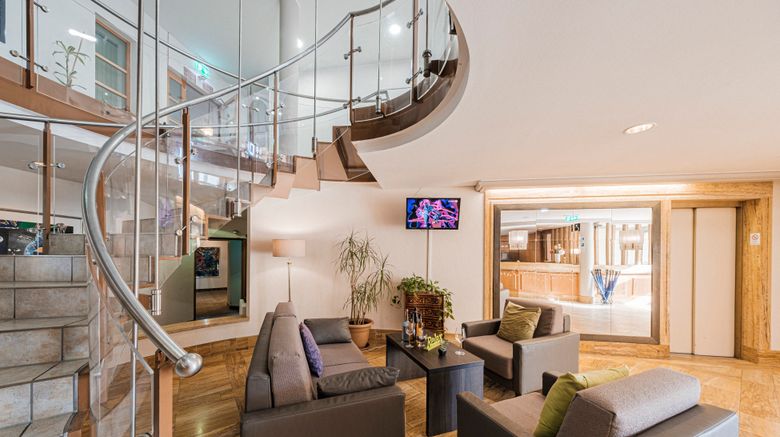 <b>Hotel Pelikan Lobby</b>. Images powered by <a href="https://www.leonardoworldwide.com/" title="Leonardo Worldwide" target="_blank">Leonardo</a>.