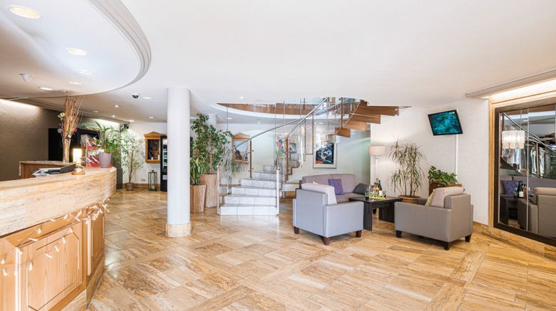 <b>Hotel Pelikan Lobby</b>. Images powered by <a href="https://www.leonardoworldwide.com/" title="Leonardo Worldwide" target="_blank">Leonardo</a>.