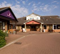 Premier Inn Cardiff City South Exterior