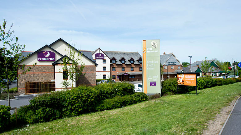 <b>Premier Inn Christchurch West Exterior</b>. Images powered by <a href="https://www.leonardoworldwide.com/" title="Leonardo Worldwide" target="_blank">Leonardo</a>.