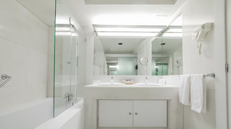 <b>Hotel Solverde Spa & Wellness Center Room</b>. Images powered by <a href="https://www.leonardoworldwide.com/" title="Leonardo Worldwide" target="_blank">Leonardo</a>.