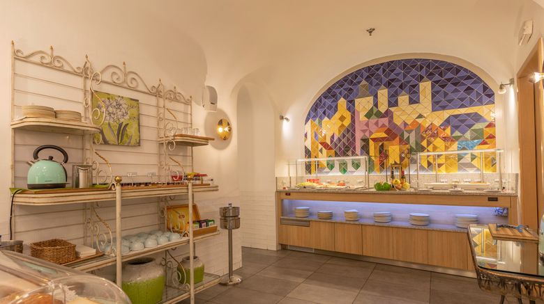 <b>Hotel Meninas Restaurant</b>. Images powered by <a href="https://www.leonardoworldwide.com/" title="Leonardo Worldwide" target="_blank">Leonardo</a>.