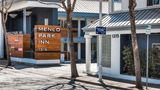 Menlo Park Inn Exterior