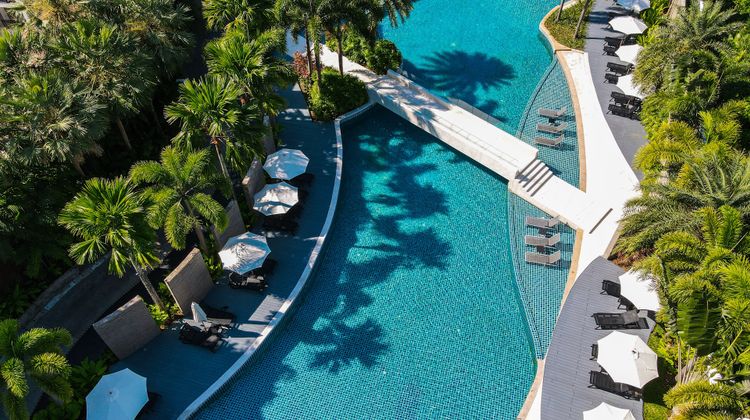 Holiday Inn Resort Phuket Karon Beach Pool