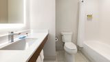 Holiday Inn Express & Suites Opelika Room