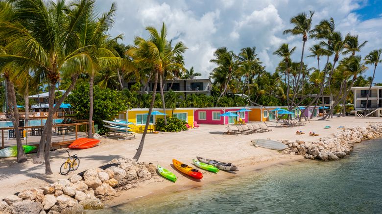 <b>La Siesta Resort & Villas Beach</b>. Images powered by <a href="https://www.leonardoworldwide.com/" title="Leonardo Worldwide" target="_blank">Leonardo</a>.