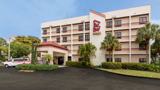 Red Roof PLUS+ Miami Airport